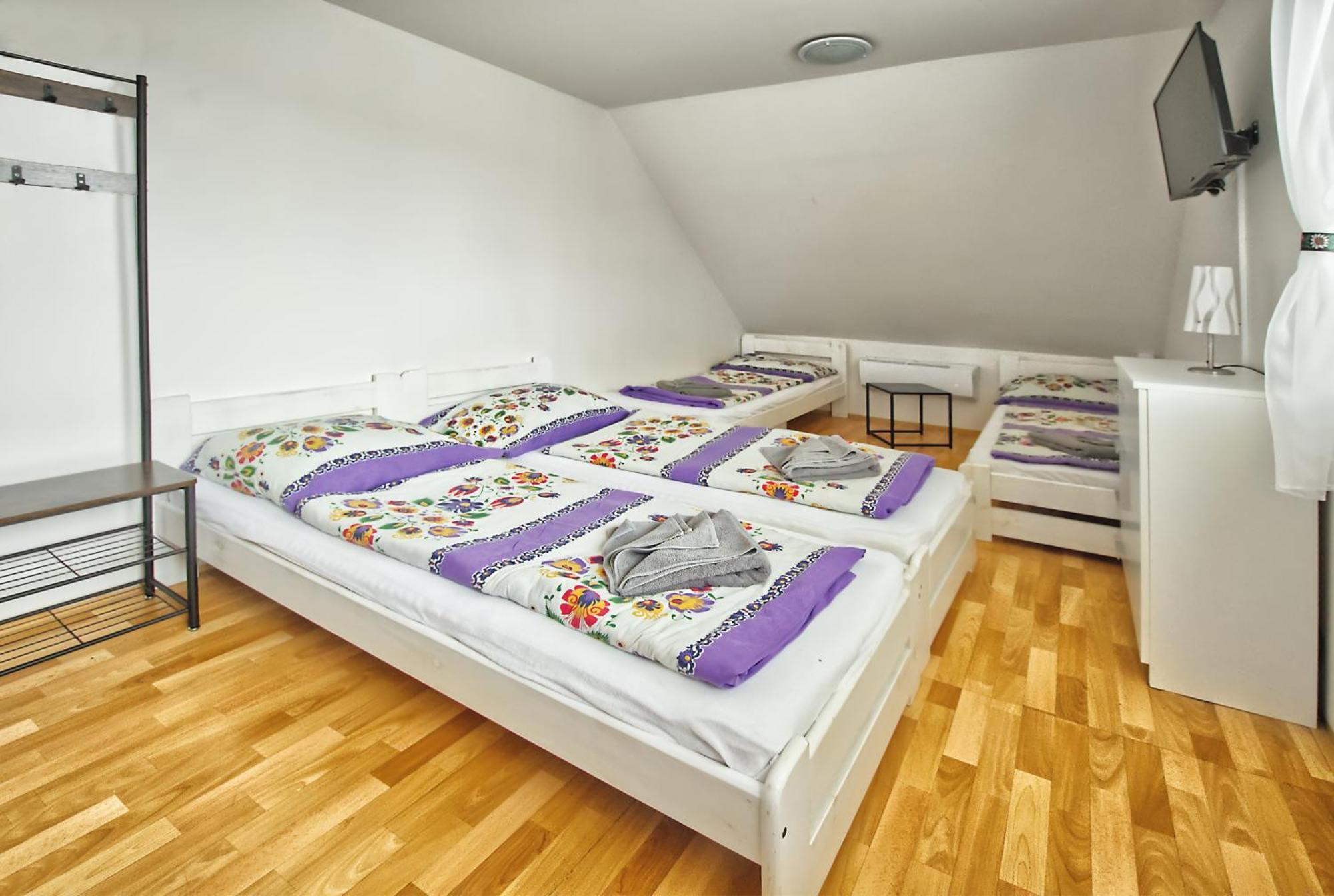 Penzion Bazen Vino Sklep U Palecku Zaječí Bagian luar foto